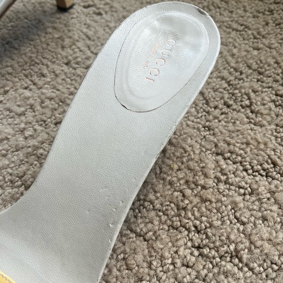 Gucci Yellow Horsebit Yellow Patent Leather Low Heel Gambit Sandals - Picture 11 of 13